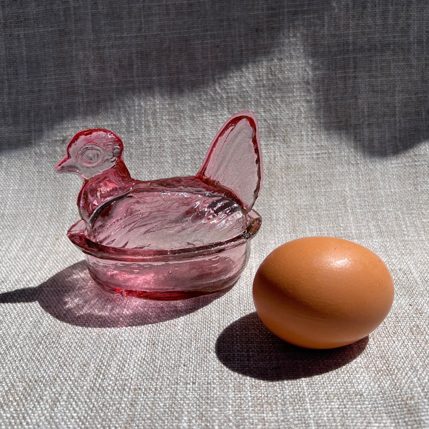 Nesting Hen Bowl & Lid - ROSE | Hand Blown Glass - Colombia
