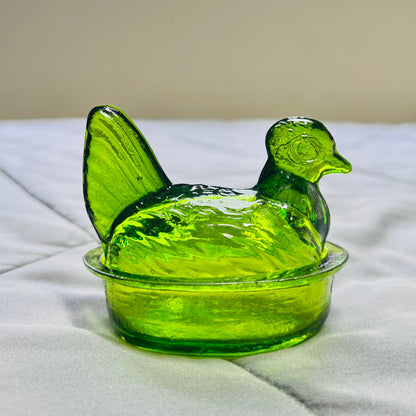Nesting Hen Bowl & Lid - GREEN APPLE | Hand Blown Glass - Colombia